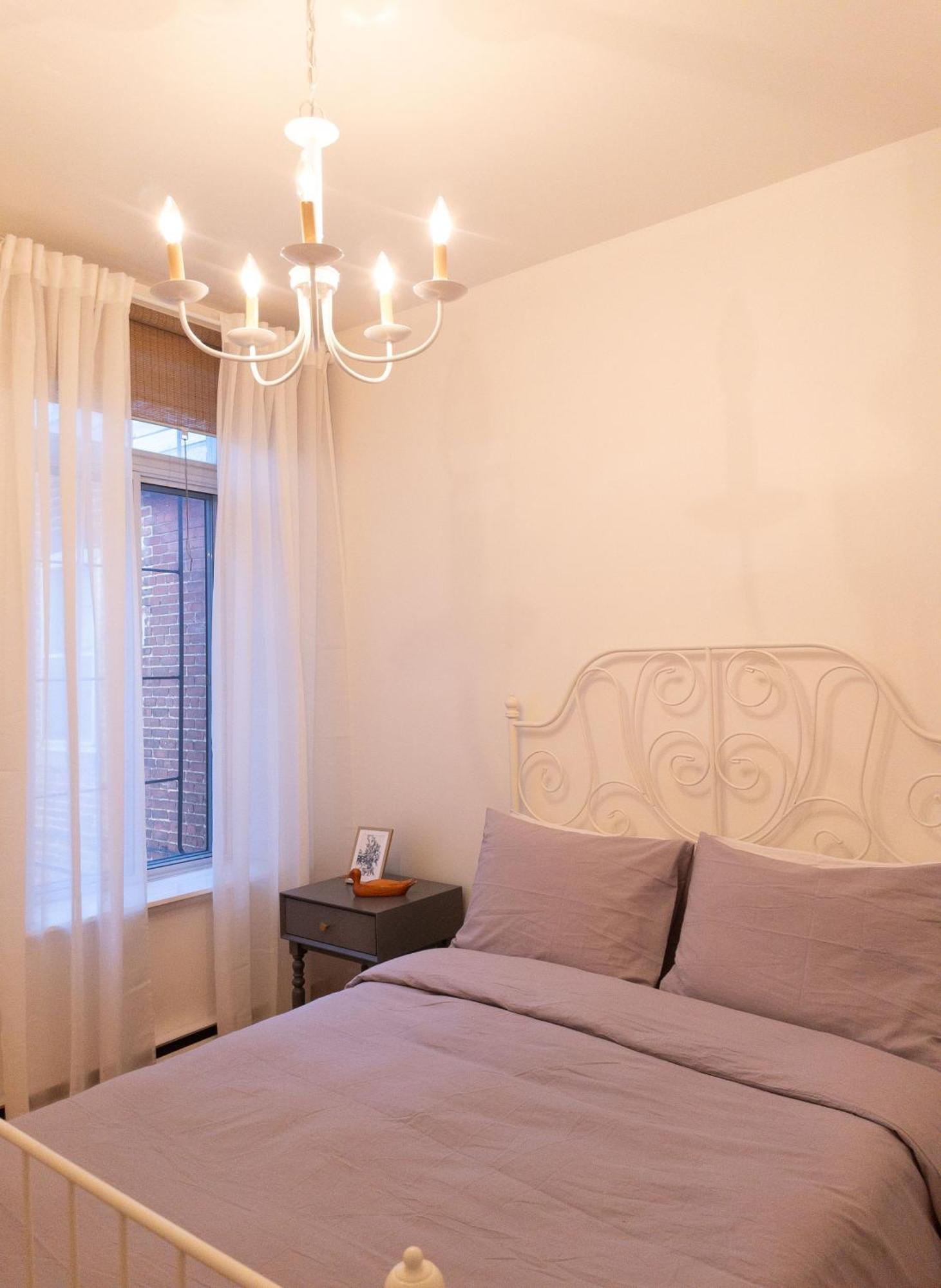 Heart Of Mtr For Memorable Experience 7Minmetro 2 Backyard Fully Equipped Villa Montreal Exterior photo
